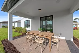 620 Oasis Lk Pl, Lehigh Acres, FL 33936 - Photo 25