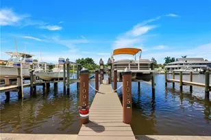 1095 Sandpiper St, Naples, FL 34102 - Photo 45
