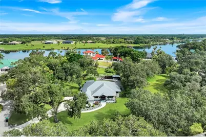 628 Harbor Dr, Labelle, FL 33935 - Photo 49