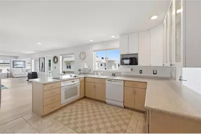 1100 8th Ave S #328H, Naples, FL 34102 - Photo 13