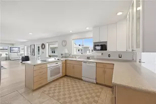 1100 8th Ave S, Naples, FL 34102 - Photo 13