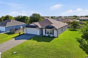 2105 NE 5th Ave, Cape Coral, FL 33909 - Photo 3