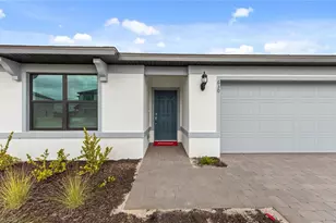 624 Oasis Lk Pl, Lehigh Acres, FL 33936 - Photo 1