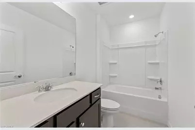 624 Oasis Lake Pl, Lehigh Acres, FL 33936 - Photo 23