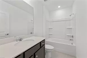 624 Oasis Lk Pl, Lehigh Acres, FL 33936 - Photo 23