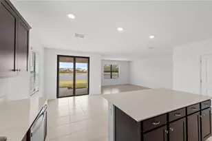 624 Oasis Lk Pl, Lehigh Acres, FL 33936 - Photo 27