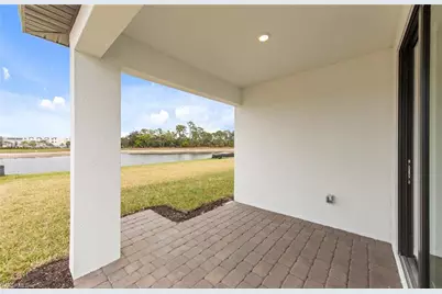 624 Oasis Lake Pl, Lehigh Acres, FL 33936 - Photo 25