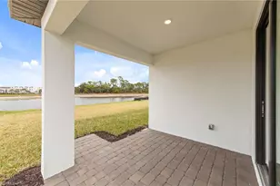 624 Oasis Lk Pl, Lehigh Acres, FL 33936 - Photo 25
