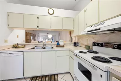 4070 Looking Glass Ln #10, Naples, FL 34112 - Photo 11