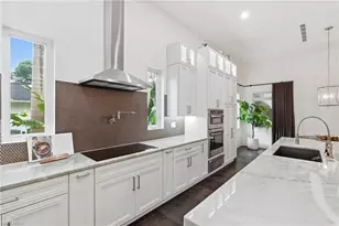 2751 68th St SW, Naples, FL 34105 - Photo 17