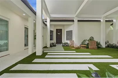 2751 68th St SW, Naples, FL 34105 - Photo 7