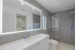 796 Ketch Dr, Naples, FL 34103 - Photo 15