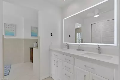437 Fox Den Cir, Naples, FL 34104 - Photo 17