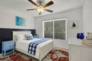 437 Fox Den Cir, Naples, FL 34104 - Photo 21
