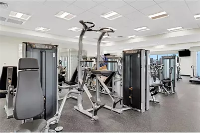 437 Fox Den Cir, Naples, FL 34104 - Photo 41