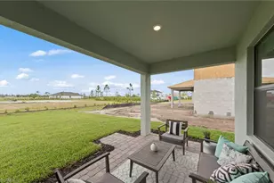 612 Oasis Lk Pl, Lehigh Acres, FL 33936 - Photo 17
