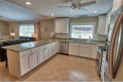 793 97th Ave N, Naples, FL 34108 - Photo 9