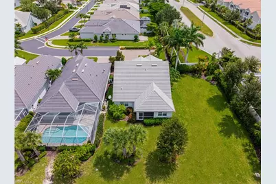 10647 Tiki Ct, Estero, FL 33928 - Photo 3