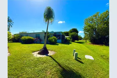 115 Calais Ct, Naples, FL 34112 - Photo 5
