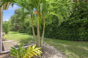 8112 Sanctuary Dr, Naples, FL 34104 - Photo 23