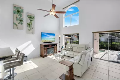 172 Sabal Lake Dr, Naples, FL 34104 - Photo 5