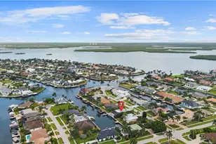 212 Angler Ct, Marco Island, FL 34145 - Photo 45