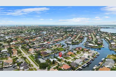 212 Angler Ct, Marco Island, FL 34145 - Photo 47