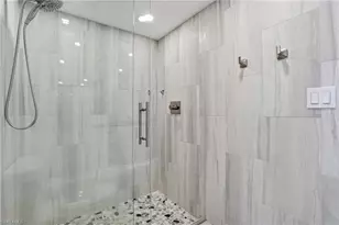 4001 Gulf Shore Blvd N, Naples, FL 34103 - Photo 23