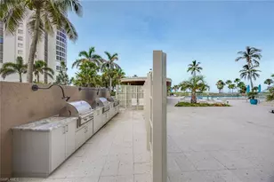 4651 Gulf Shore Blvd N, Naples, FL 34103 - Photo 9
