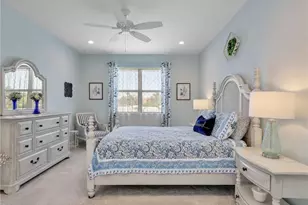 2543 Seychelles Dr, Naples, FL 34112 - Photo 15