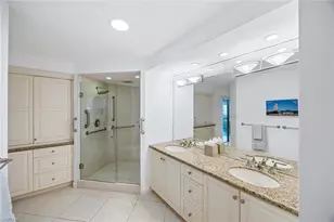 4651 Gulf Shore Blvd N, Naples, FL 34103 - Photo 25