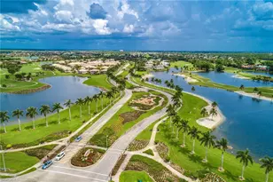 8902 Shenendoah Cir, Naples, FL 34113 - Photo 27