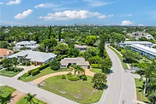 717 Rudder Rd, Naples, FL 34102 - Photo 7