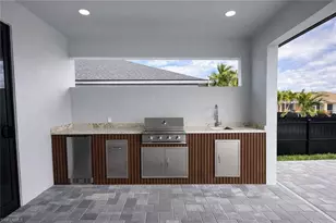 725 NW 37th Ave, Cape Coral, FL 33993 - Photo 27