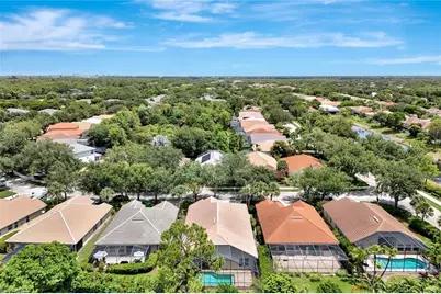 7052 Timberland Cir, Naples, FL 34109 - Photo 43