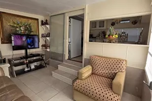 50 Temple Ln, Naples, FL 34114 - Photo 11