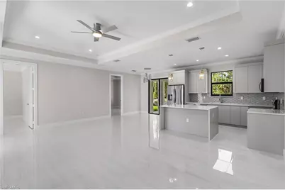 4210 66th Ave NE, Naples, FL 34120 - Photo 9