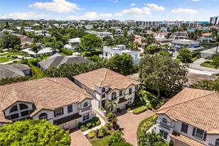 173 Colonade Cir, Naples, FL 34103 - Photo 31