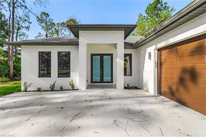 876 Desoto Ave S, Naples, FL 34117 - Photo 3