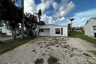 16945 Windcrest Dr, Fort Myers, FL 33908 - Photo 3