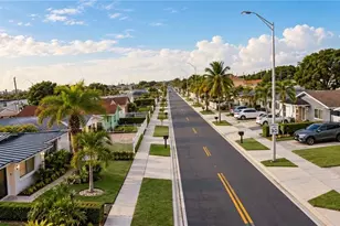 4590 E 9th Ln, Hialeah, FL 33013 - Photo 23