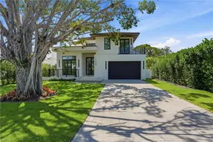 1150 8th Terrace N, Naples, FL 34102 - Photo 1