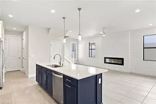 13013 Pembroke Dr, Naples, FL 34105 - Photo 11