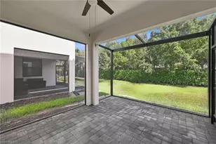 13013 Pembroke Dr, Naples, FL 34105 - Photo 15