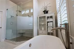 1165 4th St S, Naples, FL 34102 - Photo 15