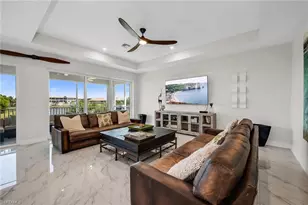 257 Indies Dr E, Naples, FL 34114 - Photo 5