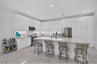 20390 Fair Oak Ln, Estero, FL 33928 - Photo 9