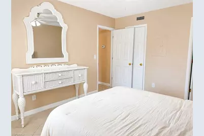 4629 Bayshore Dr #J3, Naples, FL 34112 - Photo 9