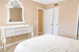 4629 Bayshore Dr, Naples, FL 34112 - Photo 9