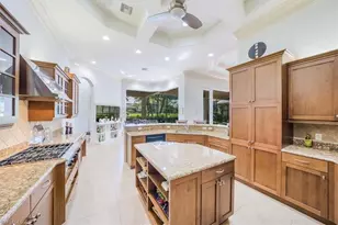 3124 Strada Bella Ct, Naples, FL 34119 - Photo 9